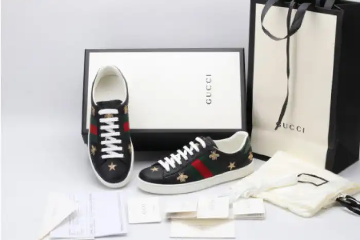 Rep LY GUCC ACE EMBROIDERED LOW-TOP SNEAKER 386750 A38F0 1079