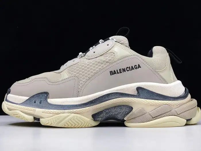 LY BLCG TRIPLE S TRAINER 'VANILLE' 536737 W09O6 9787