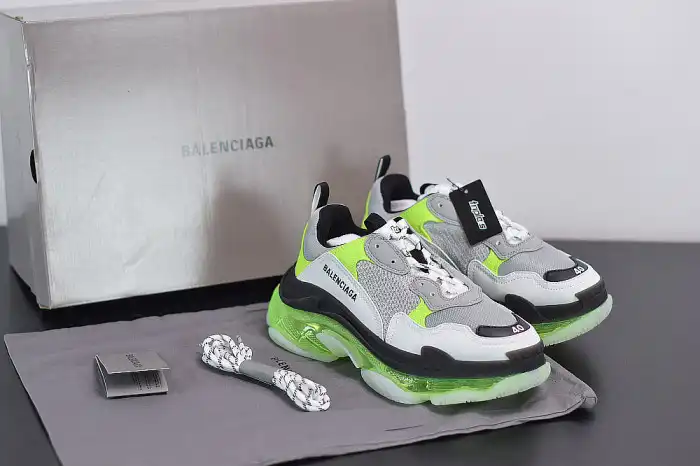 Rep LY BLCG SNEAKER TRIPLE.S.GOMMA GREY WHITE GREEN 541624 W2FR1 8297