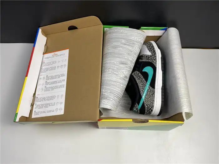 Reps LY Nike SB Dunk Low atmos Elephant BQ6817-009