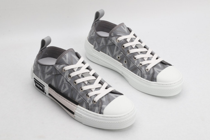 TB DR B23 Sneakers