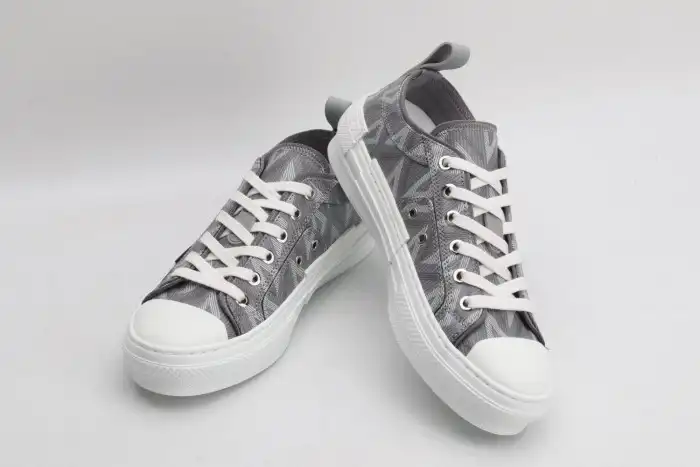 Cheap LY DR B23 Sneakers