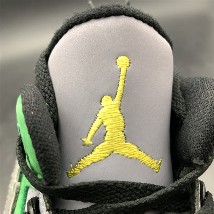 KICKWHO Air Jordan 3 Retro Tinker Oregon Ducks PE shoes AJ3 867493