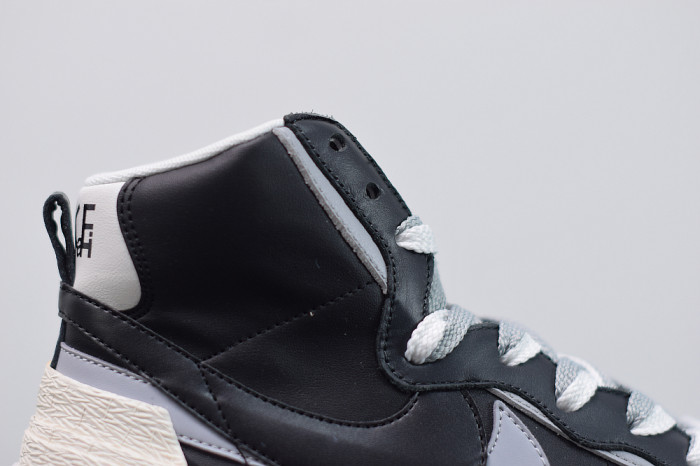 TB SACAI X NIKE BLAZER MID BLACK GREY BV0072-002