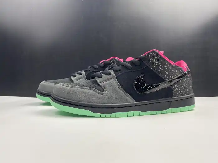 Bmlin Shoes NIKE DUNK SB LOW PREMIER 