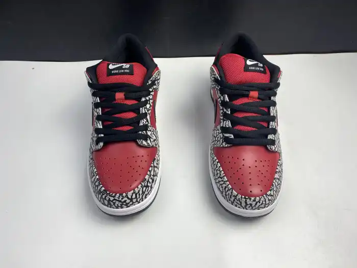 Rep LY Nike Dunk SB Low Red Cement (2012) 313170-600