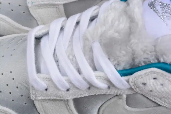 Rep Husky Nike Dunk Low Ice (W) DO2326-001