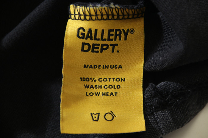 KICKWHO GA11ERY DEPT. T-SHIRT 24042306