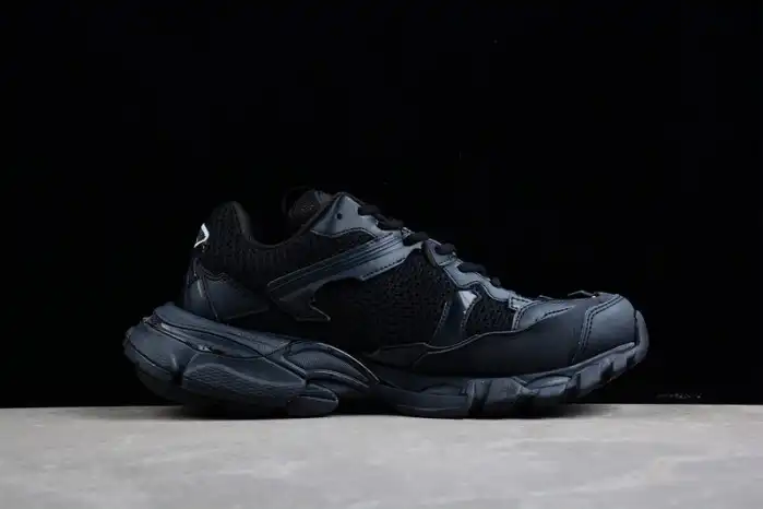 Reps LY BLCG TRACK SNEAKER 700875 W3RF1 1090