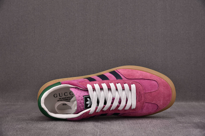 TB Adidas x Gucci Gazelle Sneaker Pink