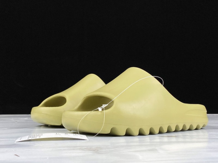 TB Adidas Yeezy Slides 'Resin' FX0494