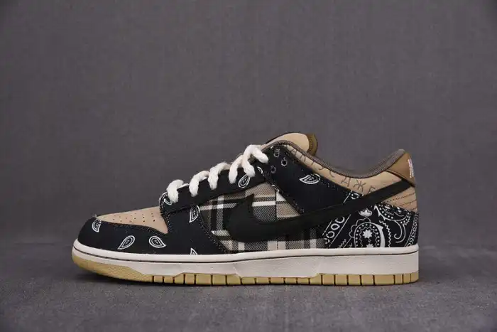 Husky Travis Scott x Nike SB Dunk Low CT5053-001