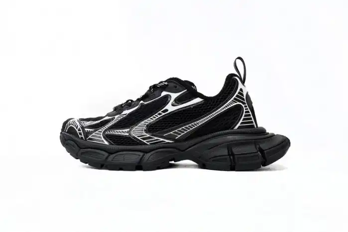 【Free Shipping】 BLCG 3XL SNEAKER 542228 W2RB8 0102