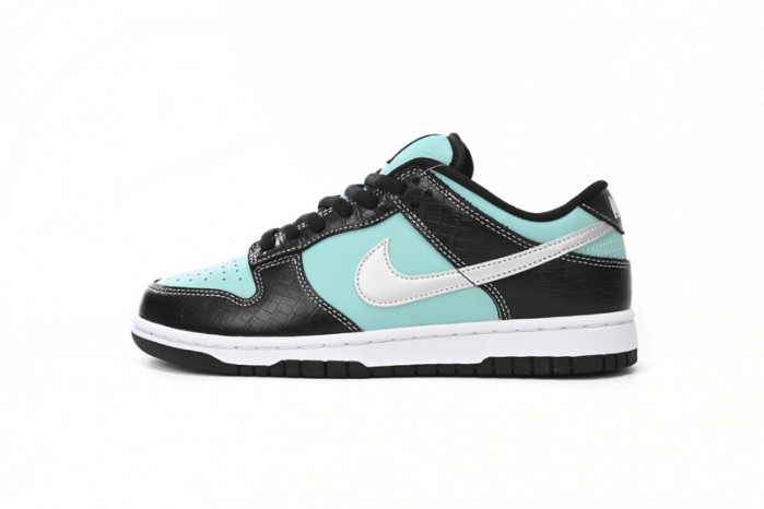 KICKWHO Nike Dunk SB Low Diamond Supply Co. 