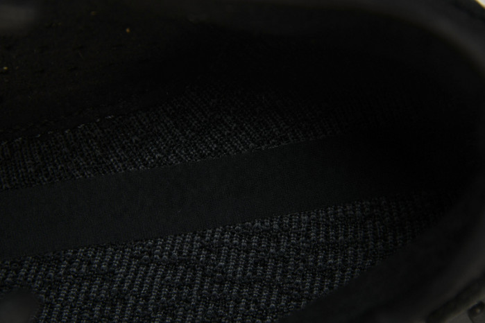 TB Adidas Yeezy Boost 350 Pirate Black (2022 2023) BB5350