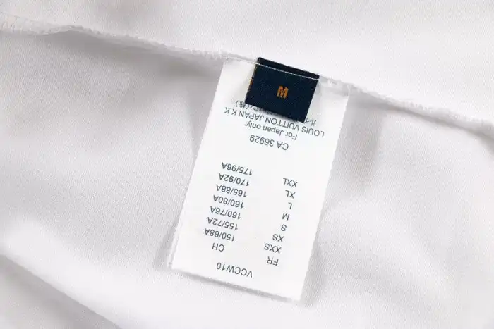 Reps LY L.V T-SHIRT 24062708