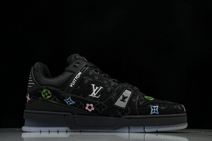 TB LV TRAINER SNEAKER 24111502