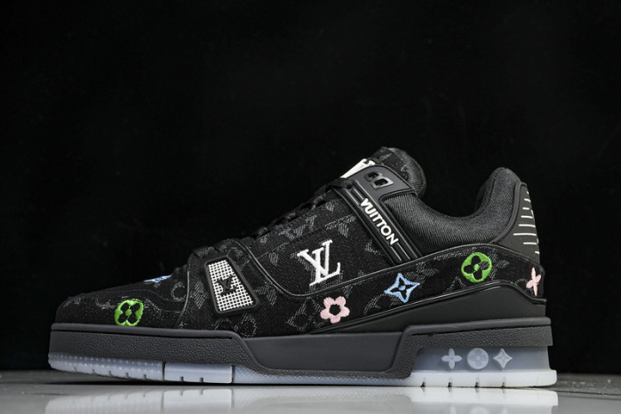 TB LV TRAINER SNEAKER 24111502