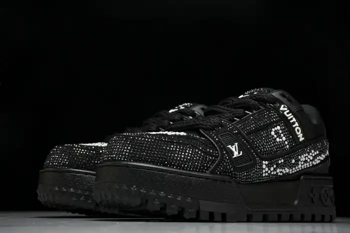 Cheap LY LV TRAINER MAXI 24111603