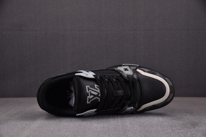 TB LV TRAINER SNEAKER 24062702