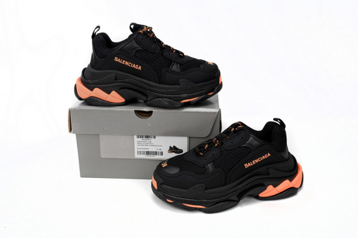 TB BLCG TRIPLE S SNEAKER 524039 W2FA1 9188