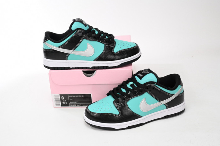 KICKWHO Nike Dunk SB Low Diamond Supply Co. "Tiffany" 304292-402