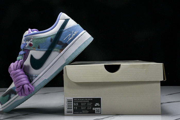 TB Nike SB Dunk Low Futura Laboratories Bleached Aqua HF6061-400