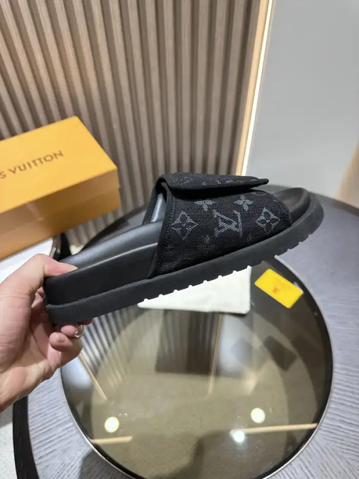 Rep LY LV Miami Mule 24052705