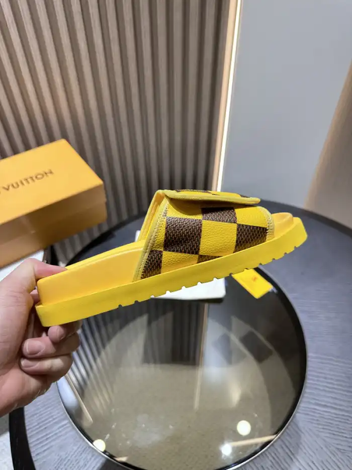 Reps LY LV Miami Mule 24052713