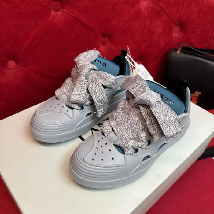 Rep LY LANVIN CURB SNEAKERS (With a replaceable liner)