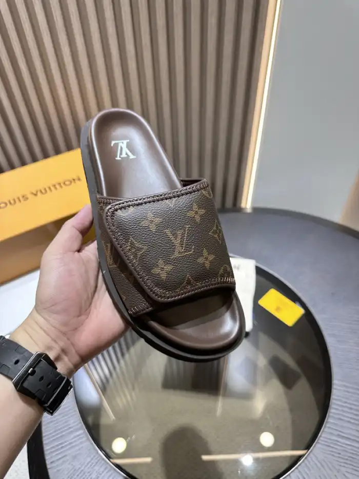 Cheap LY LV Miami Mule 24052701