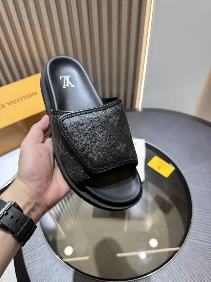 Reps LY LV Miami Mule 24052702