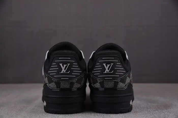 Bmlin Shoes LV TRAINER SNEAKER 24062702