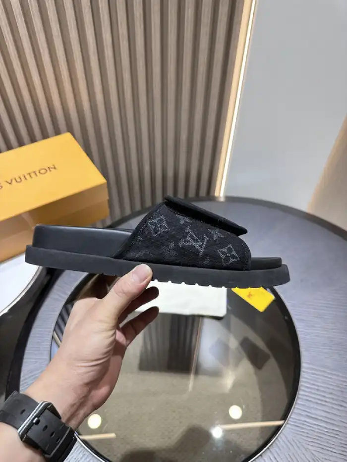 Rep LY LV Miami Mule 24052705