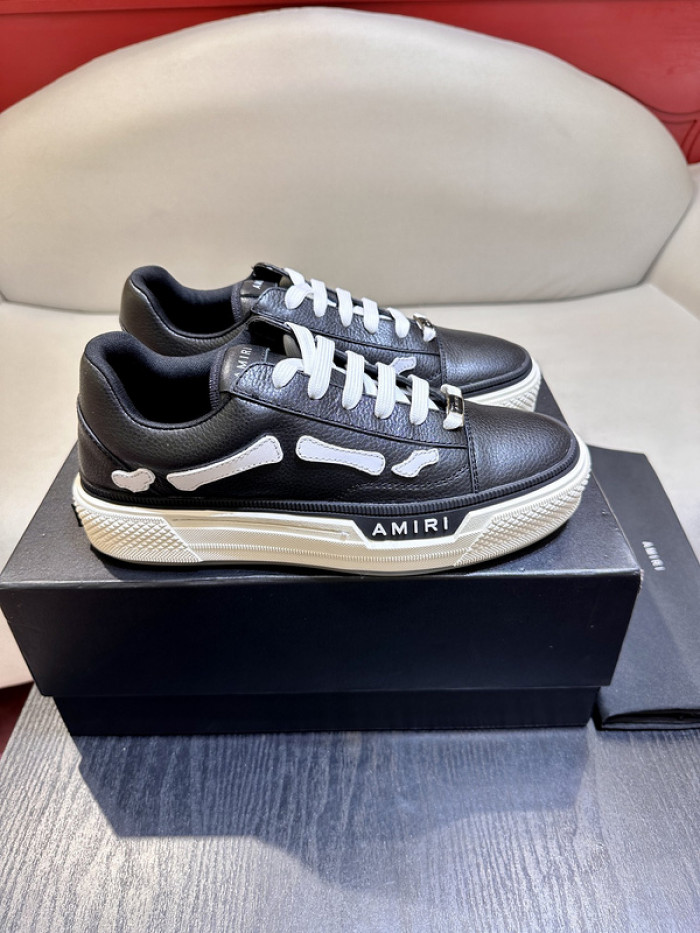 TB AR1M1 Sneaker 24112710