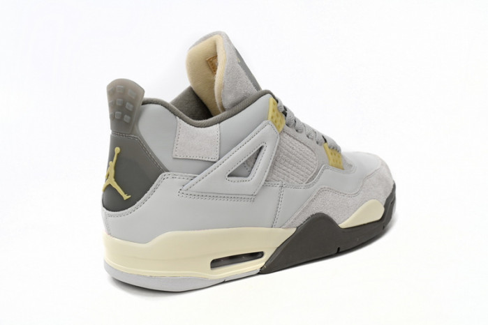 TB Jordan 4 Retro SE Craft Photon Dust DV3742-021