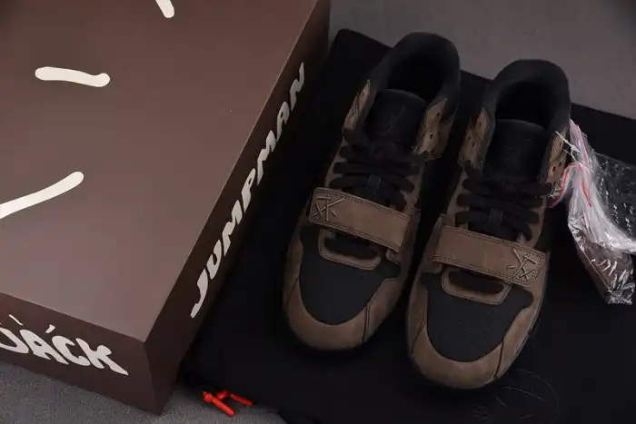 Rep LY Travis Scott x Jordan Jumpman Jack TR FZ8117-204