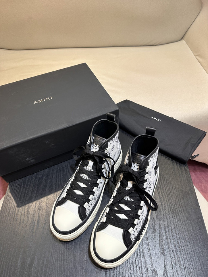 TB AR1M1 Sneaker 24112716