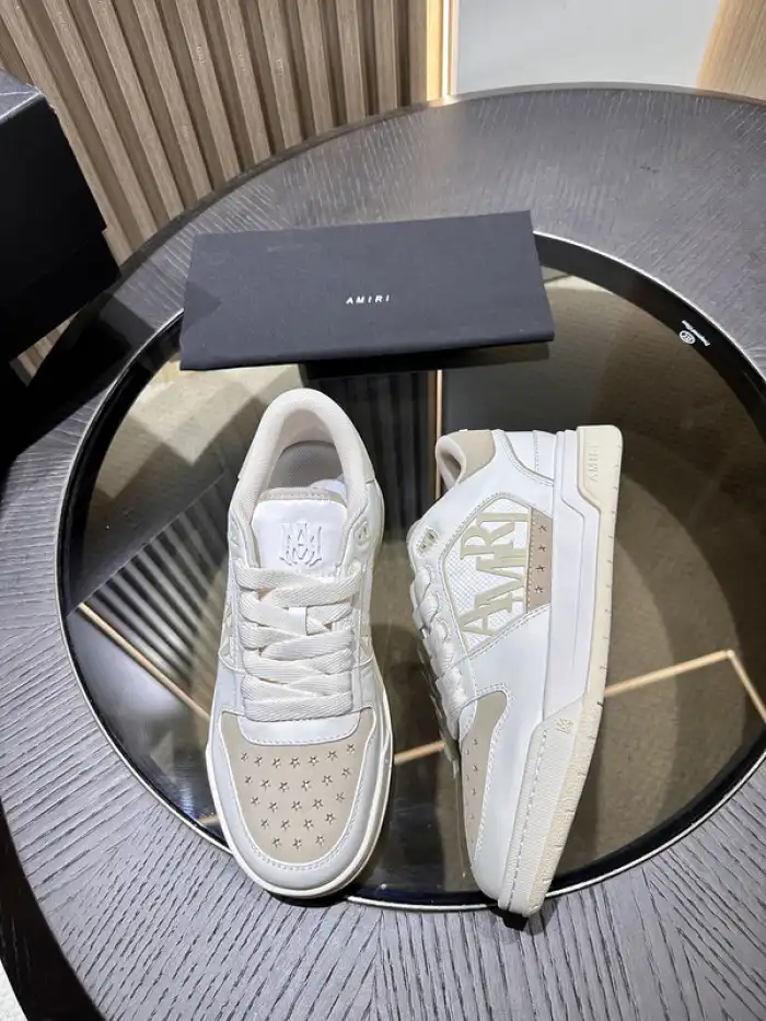 Rep Husky AR1M1 Low-Top Sneaker