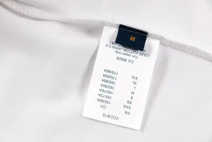 Reps LY L.V T-SHIRT 24062710