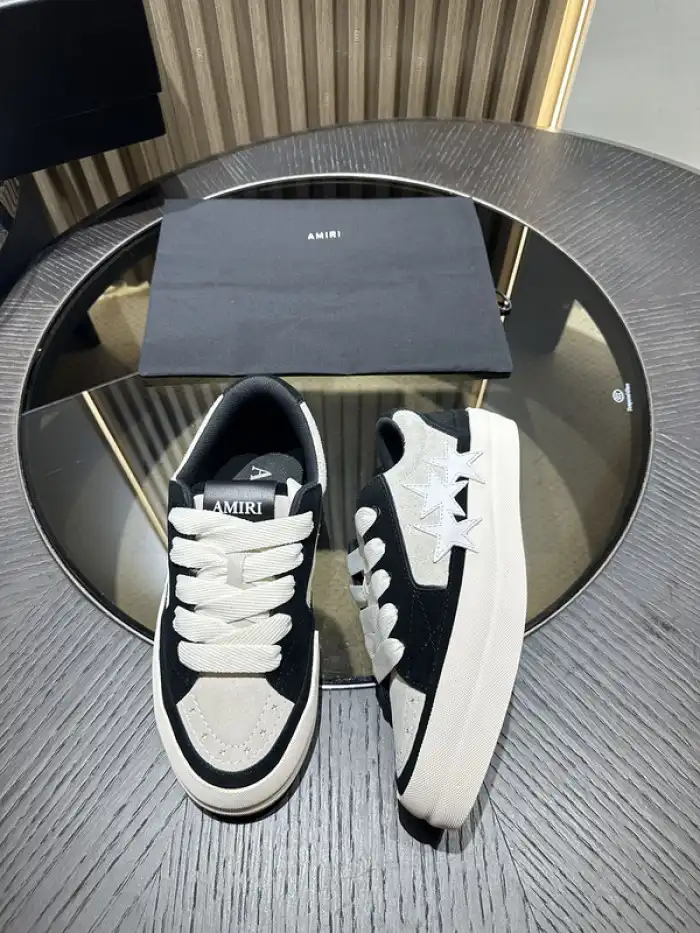 LY AR1M1 Sneaker 24112703