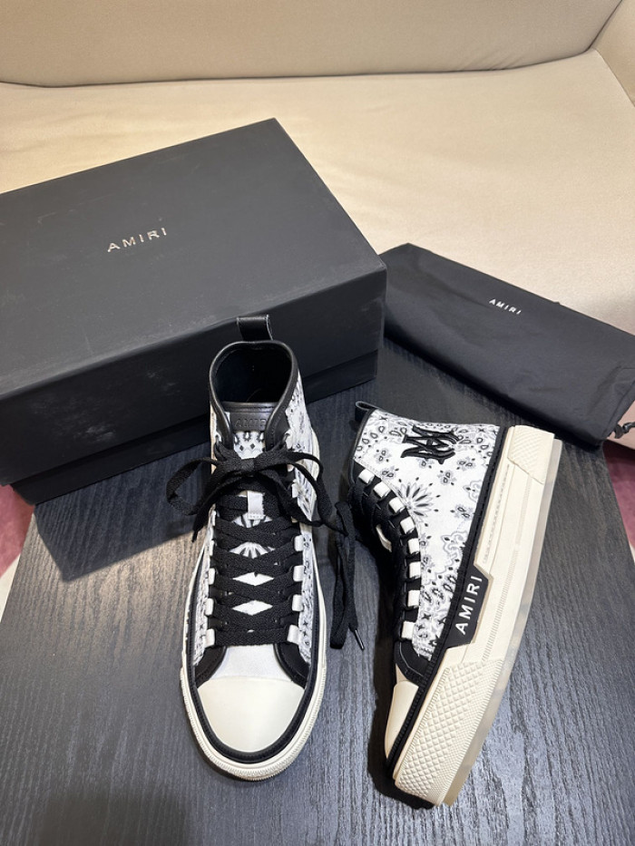 TB AR1M1 Sneaker 24112716