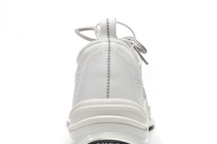 TB Gucc Run Sneakers White