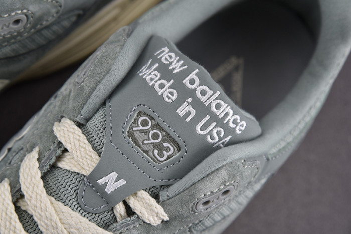 TB New Balance 993 MiUSA Kith Pistachio MR993KH1