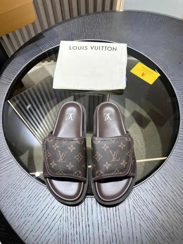 Cheap LY LV Miami Mule 24052701