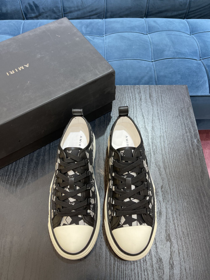 TB AR1M1 Sneaker 24112720