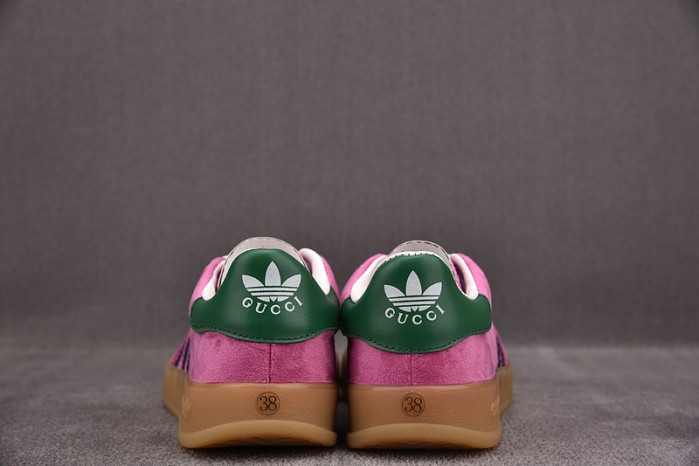 TB Adidas x Gucci Gazelle Sneaker Pink