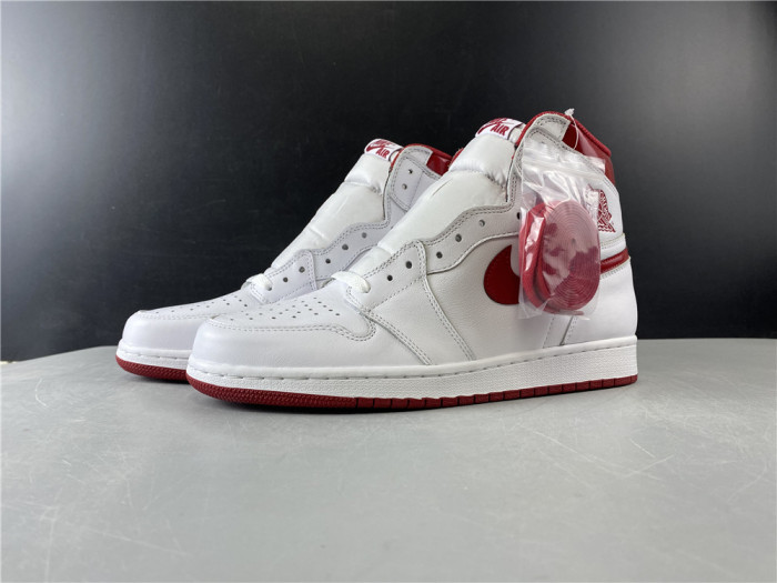 TB Air Jordan 1 Retro Metallic Red (2017) 555088-103