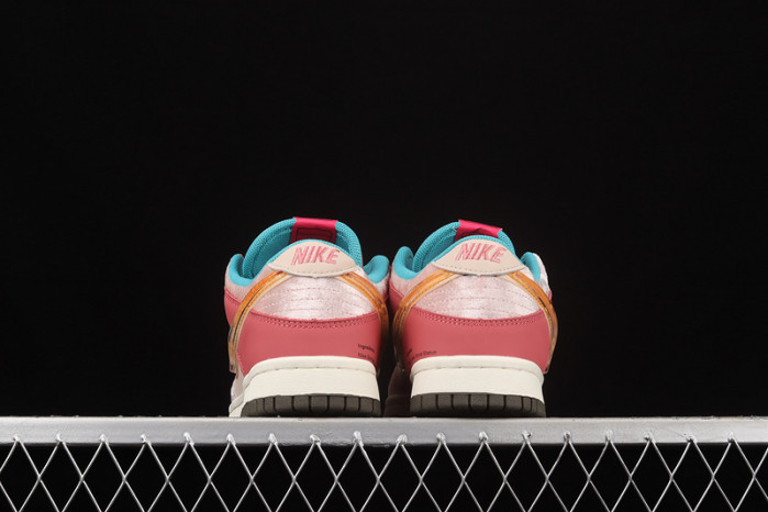 KICKWHO Nike Dunk Mid Social Status Free Lunch Strawberry Milk DJ1173-600