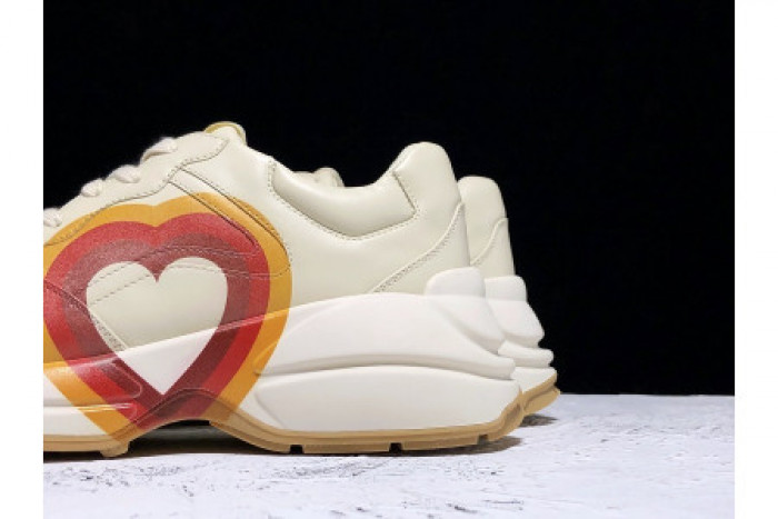 KICKWHO GUCC RHYTON INTERLOCKING G HEART (W) 550049 DRW00 9022